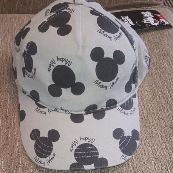Disney Accessories - Disney Gray and Black Mickey Mouse Hat